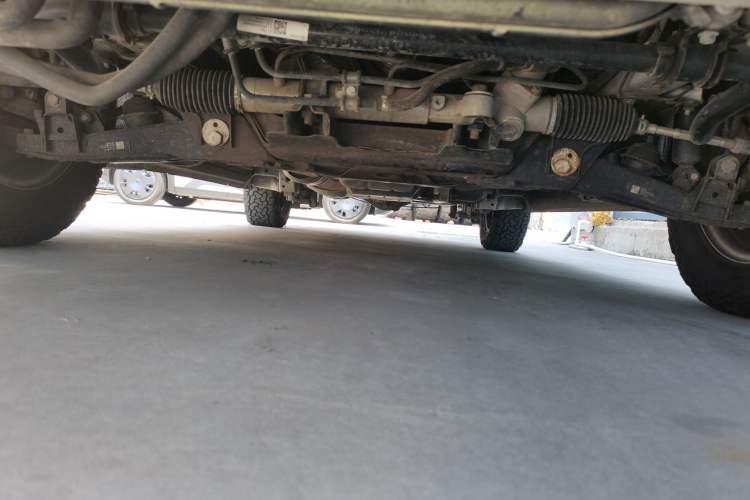 Used Yuejie Camaster 7 Series 2022 2.4L Camping Vehicle 4K22D4M Chassis Front