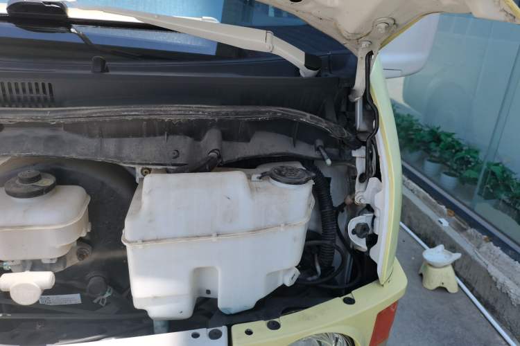 Used Yuejie Camaster 7 Series 2022 2.4L Camping Vehicle 4K22D4M Engine Bay Left