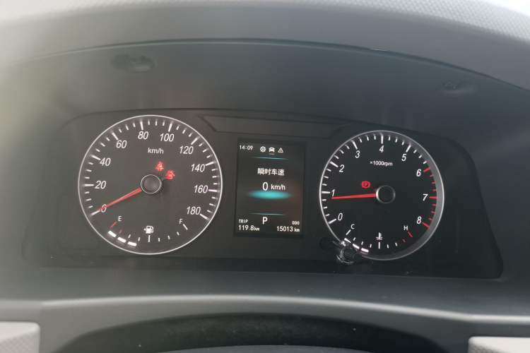 Used Yuejie Camaster 7 Series 2022 2.4L Camping Vehicle 4K22D4M Instrument Cluster