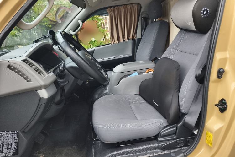 Used Yuejie Camaster 7 Series 2022 2.4L Camping Vehicle 4K22D4M Left Front Seat