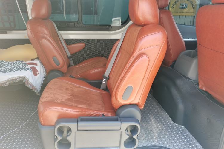 Used Yuejie Camaster 7 Series 2022 2.4L Camping Vehicle 4K22D4M Left Rear Seat