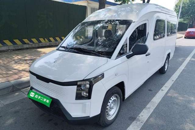 Używany Yufeng Gold Warehouse 2025 Model PLUS Value Edition, 42.3 kWh