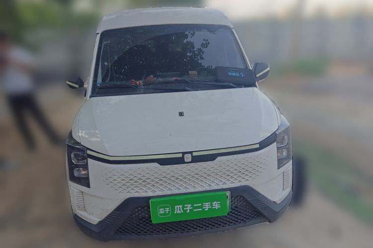 Used Yufeng Gold Warehouse 2025 Model Value Edition, 42.3 kWh Front