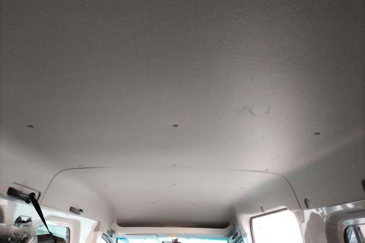 Used Yufeng Gold Warehouse 2025 Model Value Edition, 42.3 kWh Headliner