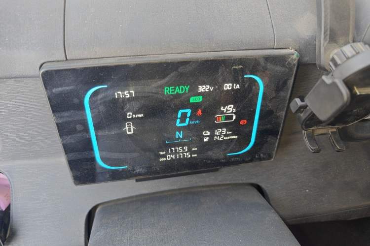 Used Yufeng Gold Warehouse 2025 Model Value Edition, 42.3 kWh Instrument Cluster