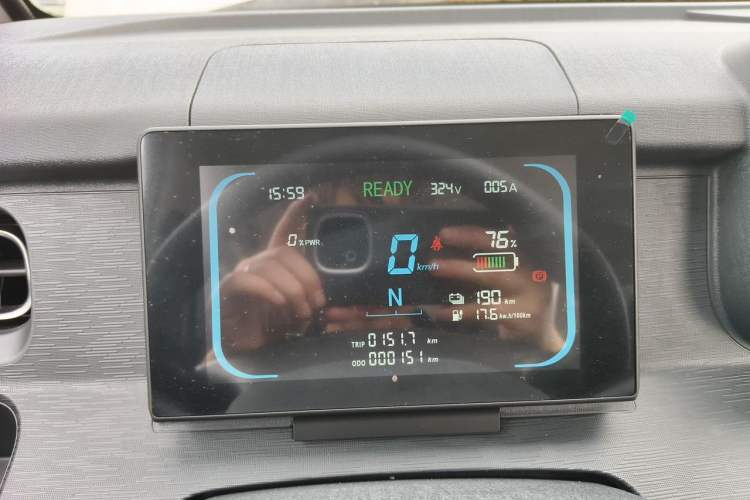 Used Yufeng Gold Warehouse 2025 Model Value Edition, 42.3 kWh Instrument Cluster