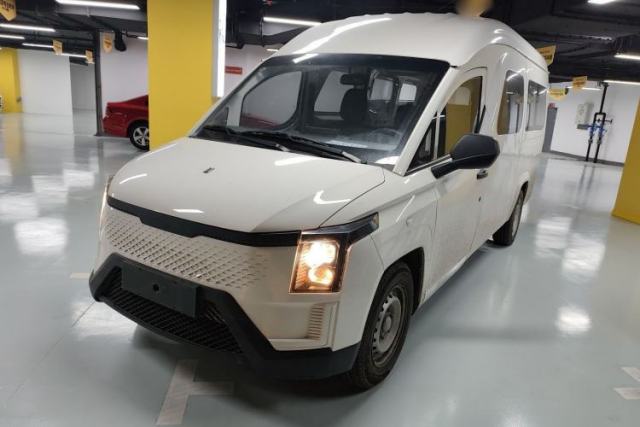 Used Yufeng Gold Warehouse 2025 Model PLUS Bus Version, First-Class Cabin