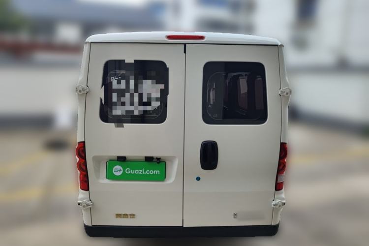 Used Yufeng Gold Warehouse 2025 Model Refreshed Version, First-Class Cabin Rear