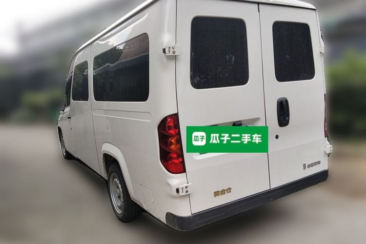 Used Yufeng Gold Warehouse 2025 Model Bus Version with Slow Charger Rear Left 45 Deg