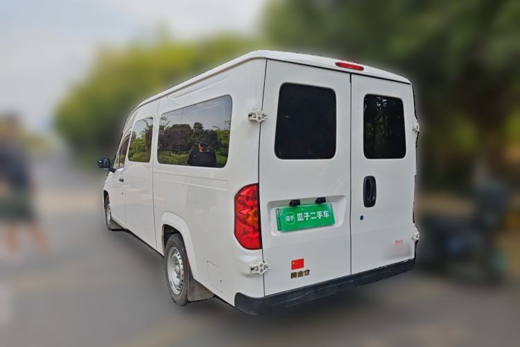 Used Yufeng Gold Warehouse 2025 Model Refreshed Version, First-Class Cabin Rear Left 45 Deg