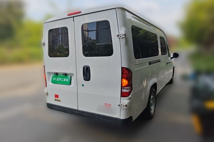 Used Yufeng Gold Warehouse 2025 Model Refreshed Version, First-Class Cabin Rear Right 45 Deg
