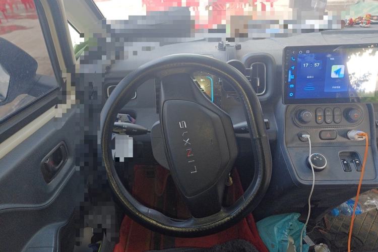 Used Yufeng Gold Warehouse 2025 Model Value Edition, 42.3 kWh Steering Wheel
