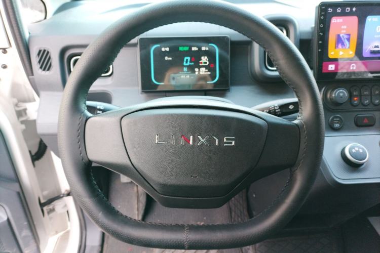 Used Yufeng Gold Warehouse 2025 Model Value Edition, 42.3 kWh Steering Wheel