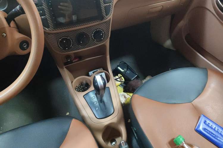 Used Yulue EV2 2018 Comfort Model Gear Lever