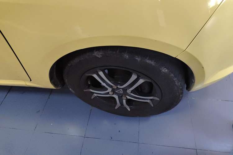 Used Yulue EV2 2018 Comfort Model Left Front Wheel Hub