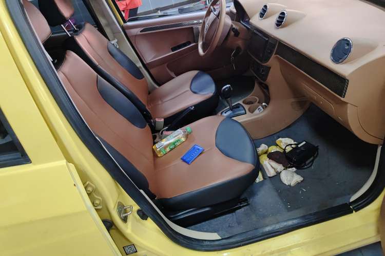 Used Yulue EV2 2018 Comfort Model Right Front Seat