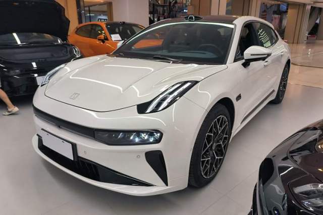 Used Zeekr 001 2025 WE Edition 100 kWh Rear-Wheel Drive
