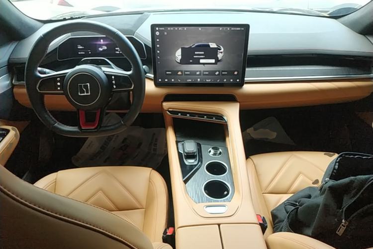 Used Zeekr 001 2021 Long-Range Dual-Motor WE Edition Center Console