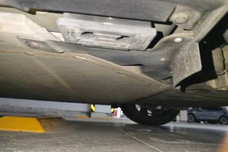 Used Zeekr 001 2021 Ultra-Long Range Dual-Motor YOU Version Chassis Rear Left