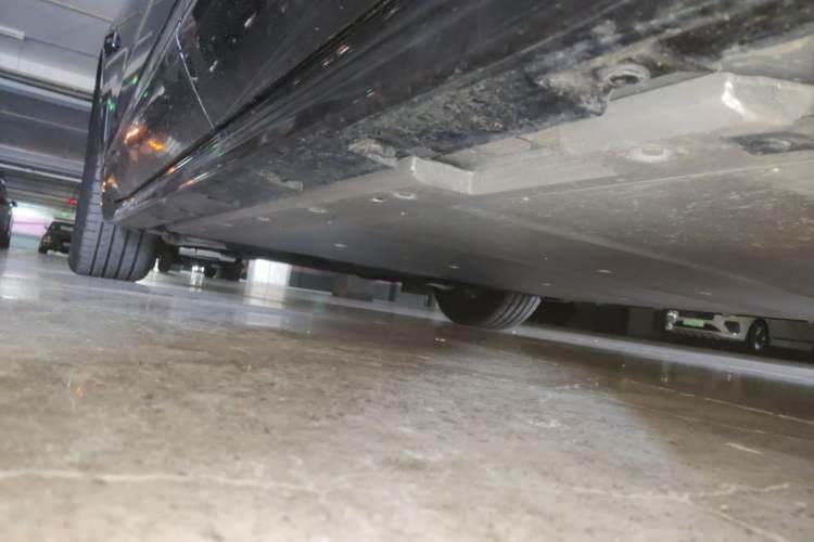 Used Zeekr 001 2021 Ultra-Long Range Single-Motor WE Edition Chassis Rear Left