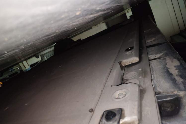 Used Zeekr 001 2021 Ultra-Long Range Dual-Motor YOU Version Chassis Rear Left