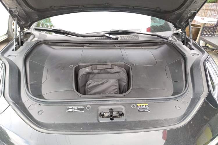 Used Zeekr 001 2021 Ultra-Long Range Dual-Motor YOU Version Engine Bay