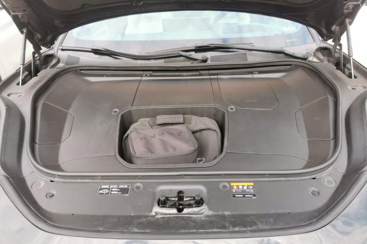 Used Zeekr 001 2021 Ultra-Long Range Dual-Motor YOU Version Engine Bay