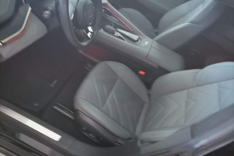 Used Zeekr 001 2021 Ultra-Long Range Dual-Motor YOU Version Left Front Seat