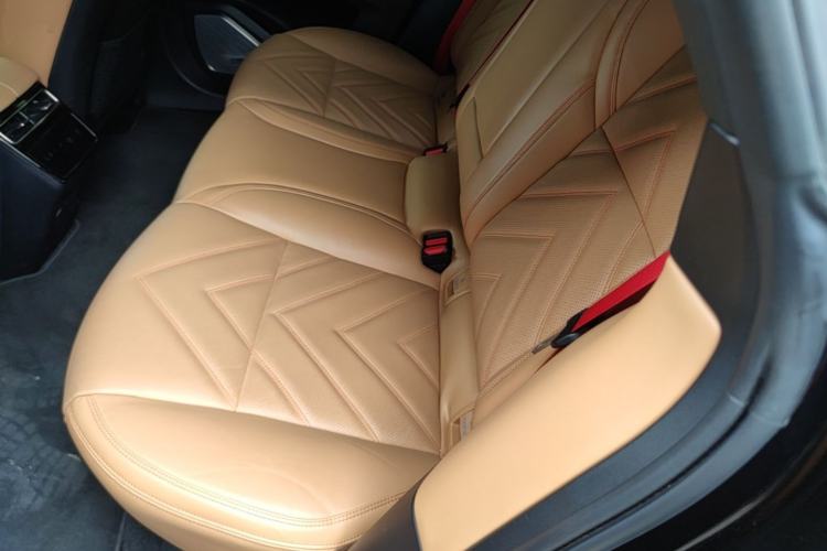 Used Zeekr 001 2021 Ultra-Long Range Dual-Motor YOU Version Left Rear Seat