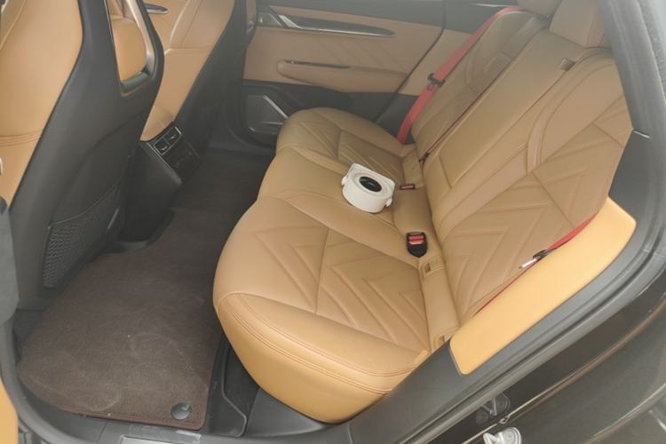 Used Zeekr 001 2021 Ultra-Long Range Dual-Motor YOU Version Left Rear Seat