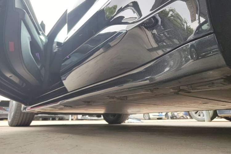 Used Zeekr 001 2021 Ultra-Long Range Single-Motor WE Edition Left Side Sill