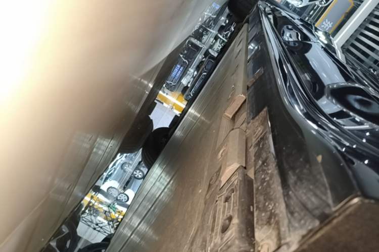 Used Zeekr 001 2021 Ultra-Long Range Single-Motor WE Edition Left Side Sill