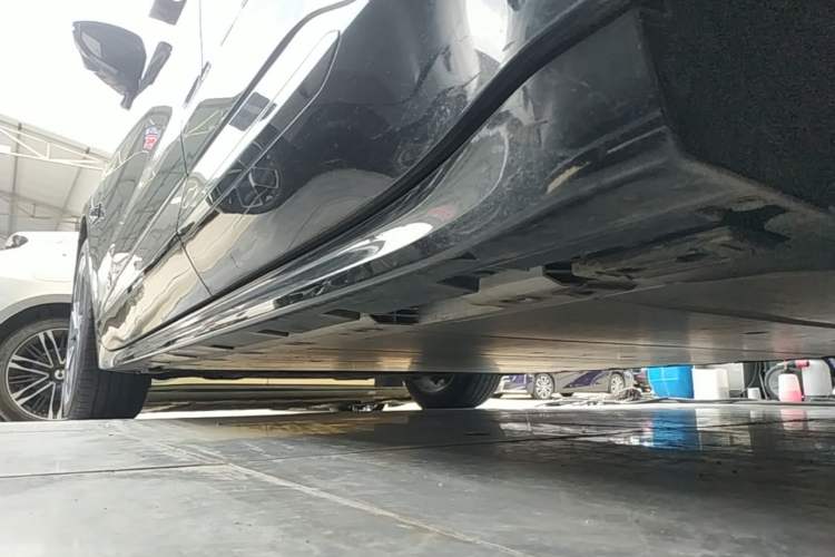 Used Zeekr 001 2021 Long-Range Dual-Motor WE Edition Left Side Sill
