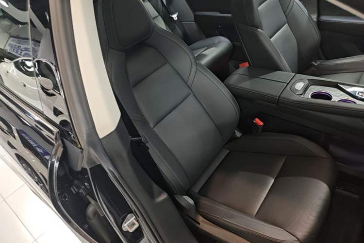 Used Zeekr 001 2021 Ultra-Long Range Single-Motor WE Edition Right Front Seat