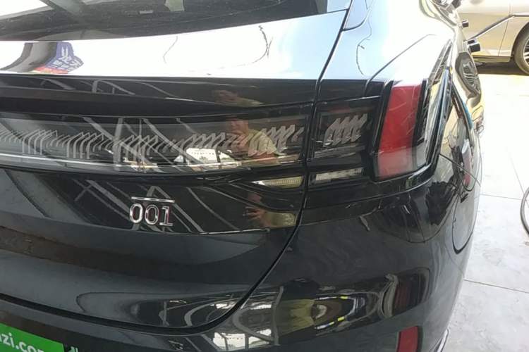 Used Zeekr 001 2021 Long-Range Dual-Motor WE Edition Right Rear Taillight
