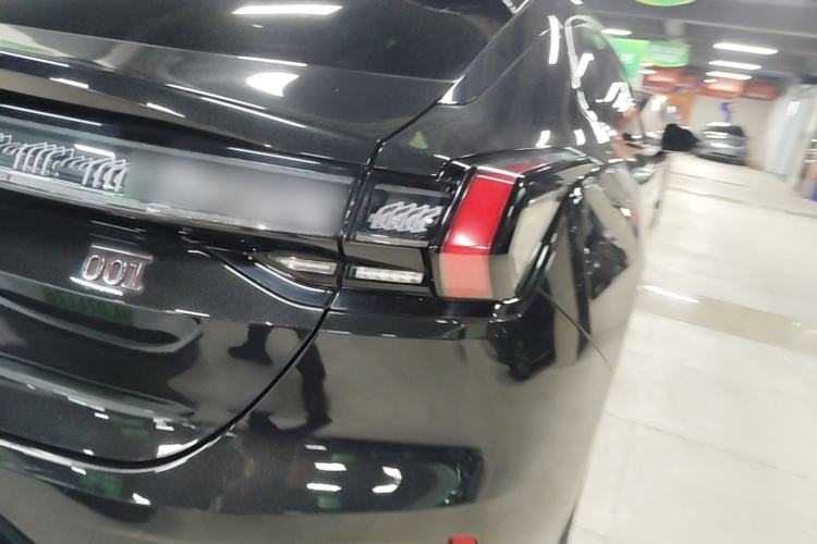 Used Zeekr 001 2021 Ultra-Long Range Dual-Motor YOU Version Right Rear Taillight