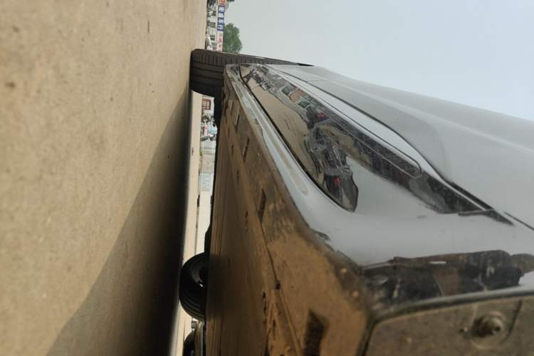 Used Zeekr 001 2021 Ultra-Long Range Dual-Motor YOU Version Right Side Sill