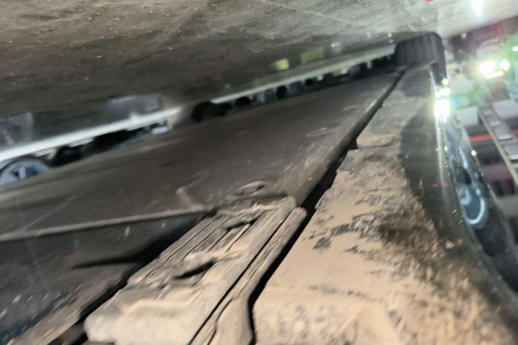 Used Zeekr 001 2021 Long-Range Dual-Motor WE Edition Right Side Sill