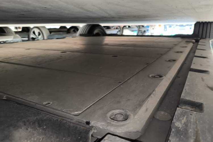 Used Zeekr 001 2021 Ultra-Long Range Single-Motor WE Edition Right Side Sill