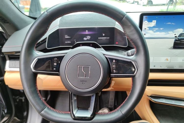 Used Zeekr 001 2021 Ultra-Long Range Dual-Motor YOU Version Steering Wheel