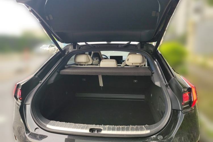 Used Zeekr 001 2021 Long-Range Dual-Motor WE Edition Trunk