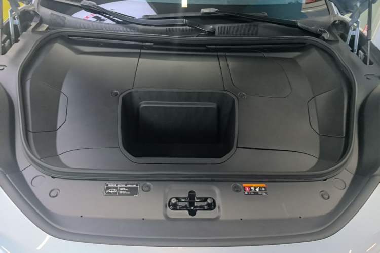 Used Zeekr 001 2021 Ultra-Long Range Single-Motor WE Edition Engine Bay
