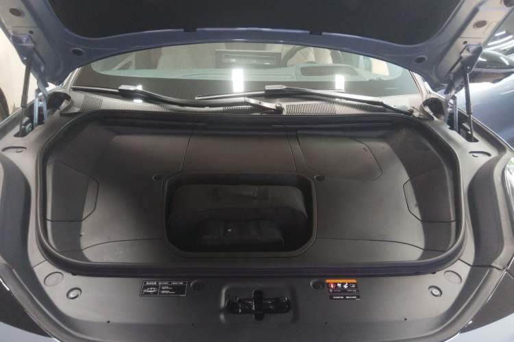 Used Zeekr 001 2021 Ultra-Long Range Dual-Motor YOU Version Engine Bay