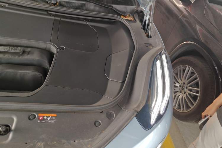 Used Zeekr 001 2021 Ultra-Long Range Single-Motor WE Edition Engine Bay Left
