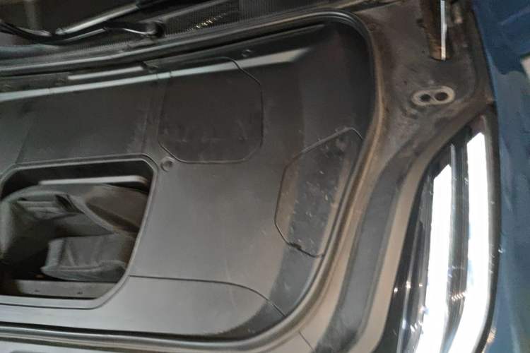 Used Zeekr 001 2021 Ultra-Long Range Single-Motor WE Edition Engine Bay Left