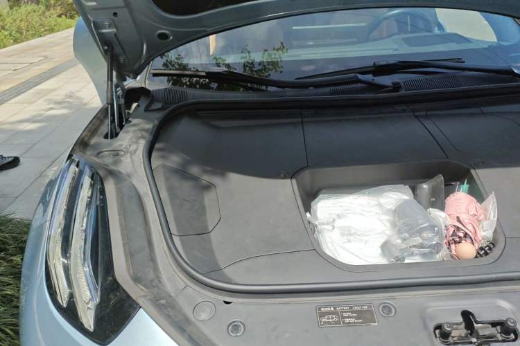 Used Zeekr 001 2021 Ultra-Long Range Dual-Motor YOU Version Engine Bay Right