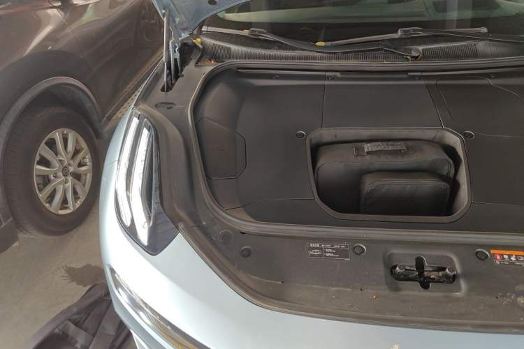 Used Zeekr 001 2021 Ultra-Long Range Single-Motor WE Edition Engine Bay Right