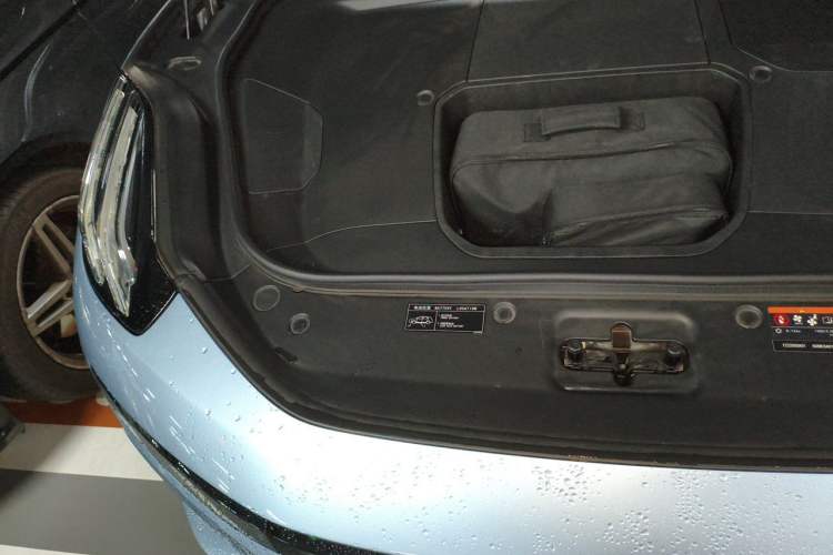 Used Zeekr 001 2021 Ultra-Long Range Dual-Motor YOU Version Engine Bay Right