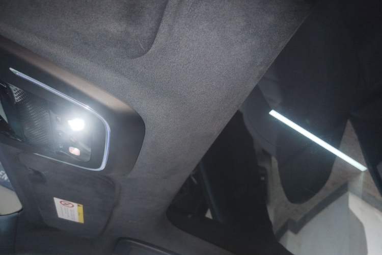 Used Zeekr 001 2021 Ultra-Long Range Dual-Motor YOU Version Headliner