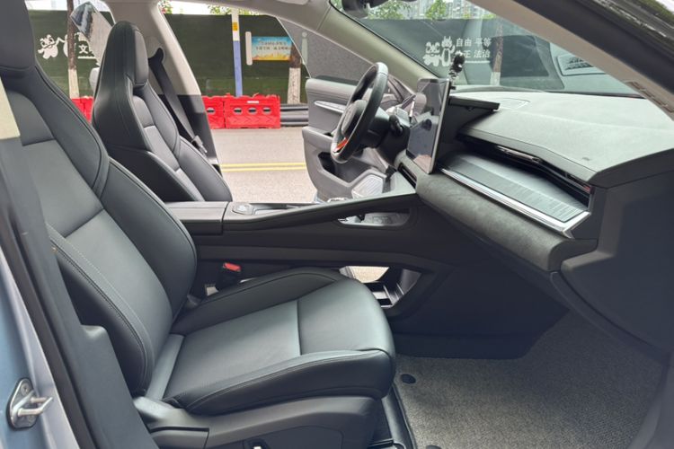 Used Zeekr 001 2021 Ultra-Long Range Single-Motor WE Edition Interior 1